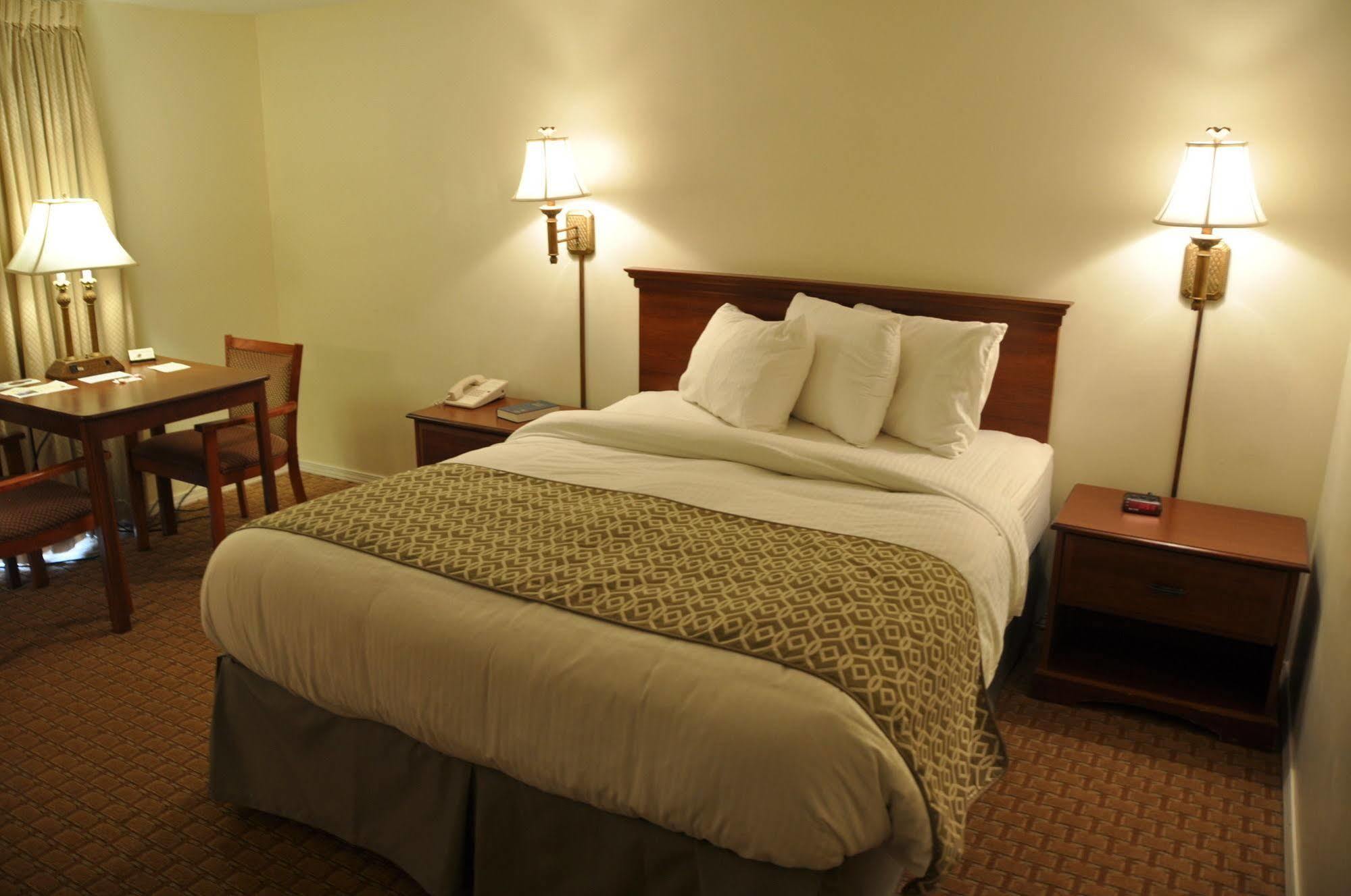 Fort Davidson Hotel Pilot Knob Extérieur photo