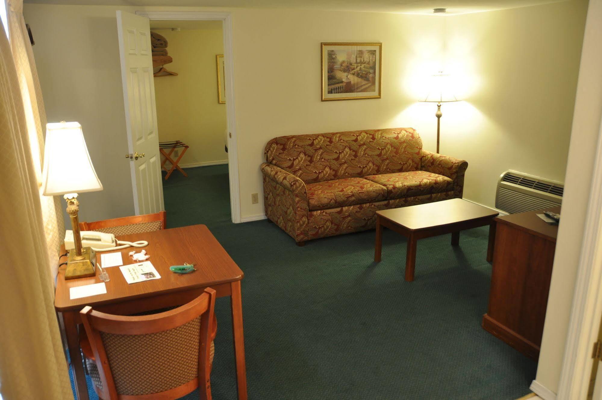 Fort Davidson Hotel Pilot Knob Extérieur photo